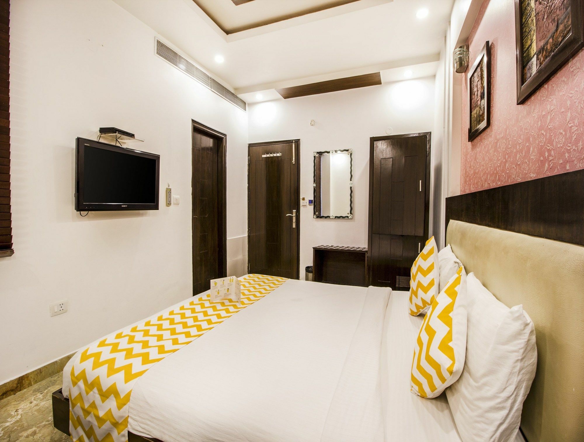 Fabhotel Sehej Inn New Delhi Exteriör bild